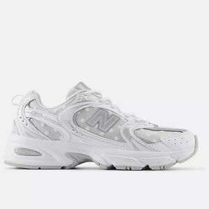 New Balance BNWT 530 Polka Dot Sneakers